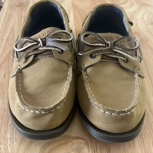 Sperry Slip on dress shoes